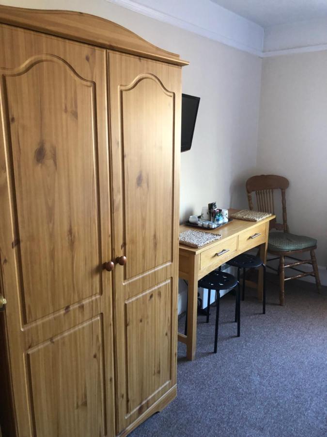 Auplands En-Suite Rooms Lymington Esterno foto